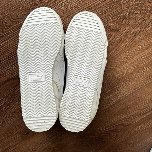 Puma white shose for boys size 1 - Picture 5 of 6